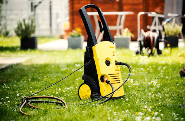 Best Machinery and Equipment Cleaning  in Leesburg, FL
